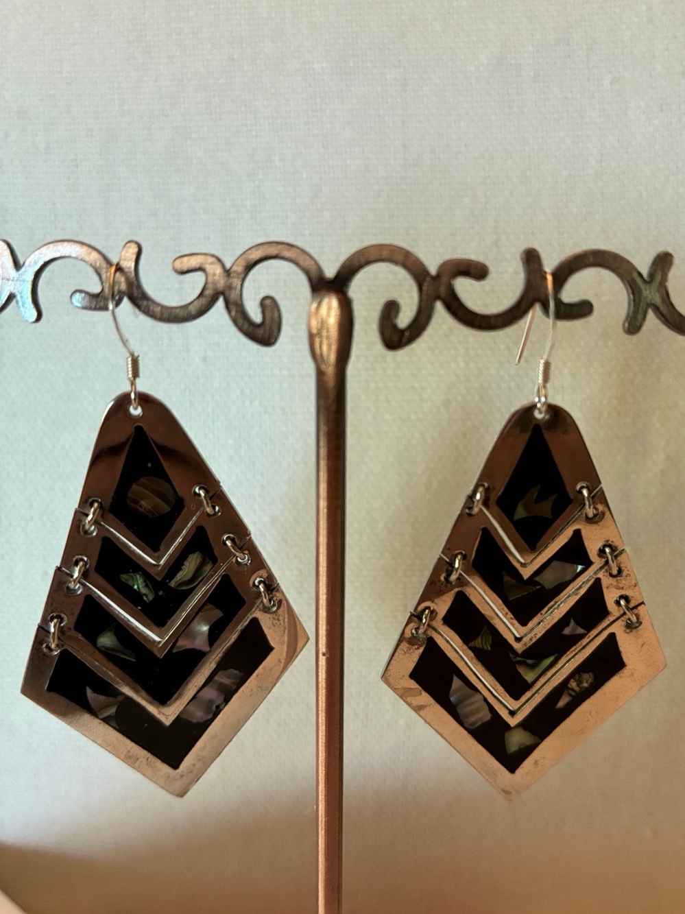 Vintage Alpaca, Mexico Geometric silver & Black Earring with abalone inset